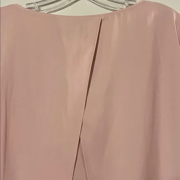 White House|Black Market pink long sleeve blouse with lovely back detail NWT - Picture 5 of 9